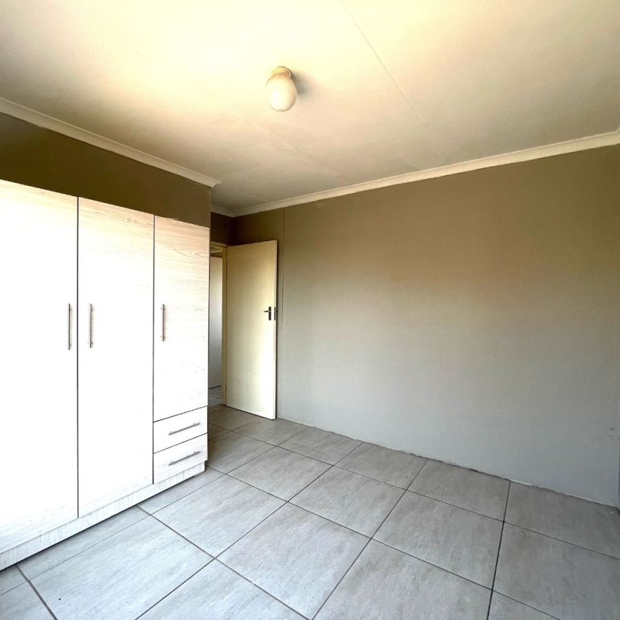 2 Bedroom Property for Sale in Harry Gwala Free State